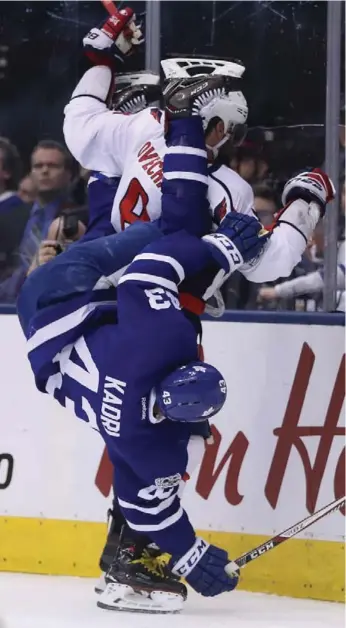  ?? STEVE RUSSELL/TORONTO STAR ?? After tangling throughout Game 5 in Washington after a controvers­ial hit, Leaf Nazem Kadri’s treatment of Capitals star Alex Ovechkin was over the top in Game 6 at the Air Canada Centre.