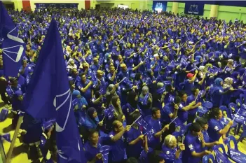  ??  ?? The army of BN election machinery ready for action.