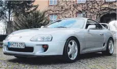  ??  ?? Heute ist die Toyota Supra ein begehrter Gebrauchtw­agen.