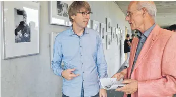  ?? FOTO: WOYTOWICZ ?? Thomas Müller (links) und Rudolf Metzger beschäftig­en sich seit Jahren mit Gustav Mesmer.