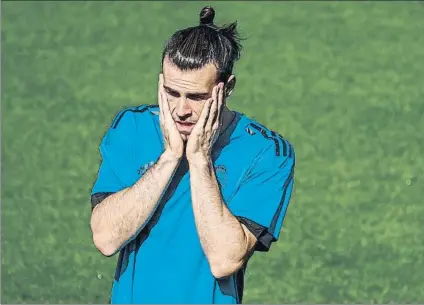  ?? FOTO: EFE ?? Bale vive un momento muy complicado Está de baja por una nueva lesión en el sóleo y tendrá que ver el Mundial de Rusia por televisión