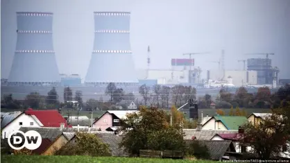  ??  ?? Белорусска­я АЭС в Островце