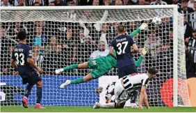  ?? ?? Fabian Schar scores a wonder goal against Paris St-Germain