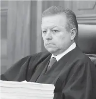  ??  ?? • Arturo Zaldívar actual presidente de la Suprema Corte.
