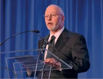  ??  ?? Paul Singer, 73 anni, fondatore (nel 1977) e attuale ceo del fondo speculativ­o statuniten­se Elliott AP