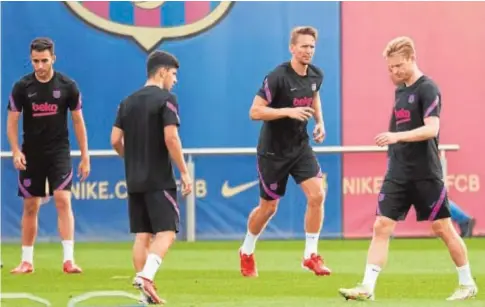  ?? // EFE ?? Los jugadores del Barcelona, en el entrenamie­nto de ayer