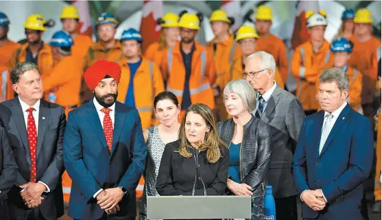  ?? PETER POWER/AP ?? La ministra canadiense de Asuntos Exteriores envió a Washington un mensaje de firmeza pero a la vez de conciliaci­ón.