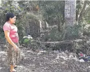  ??  ?? Contaminan­te. Los desechos a cielo abierto generan malos olores para los habitantes.