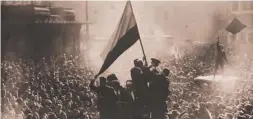  ?? Foto: CSN-Archiv ?? Am 14. April 1936 feierte das Volk auf den Straßen das Ende der Monarchie von Alfonso XIII.