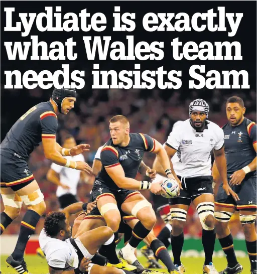  ??  ?? Dan Lydiate in action for Wales back in 2015