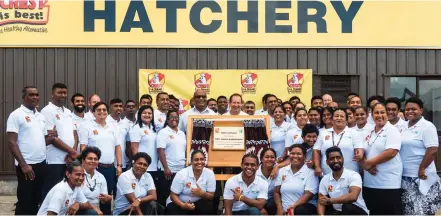  ?? ?? Crest Hatchery team with Deputy Prime Minister Manoa Kamikamica and GFI general manager Tim Carter.