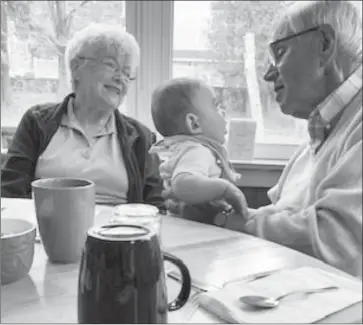  ?? PHOTOS COURTESY OF SHARON CAMBER ?? Georgina and Richard Hornby with their great-grandson, Ryker Camber