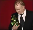  ??  ?? BIROLL . Stellan Skarsgård fick priset för bästa manliga biroll.