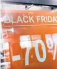  ??  ?? Jeg ser reklamer der det står «Black Friday hele uken!». Hva er poenget med det? spør Emilie (13).