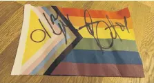  ?? ?? This flag signed by Ru Paul season 5 Queen Detox, will be auctioned.