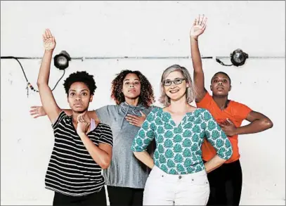  ?? JOHN J. KIM/CHICAGO TRIBUNE ?? Links Hall director Roell Schmidt, third from left, with performanc­e artists Ariel Dorsey, from left, Talia Koylass and Jasmin Williams. The dancers will perform at the Roscoe Village venue as part of the Co-MISSION Works-In-Progress Series.