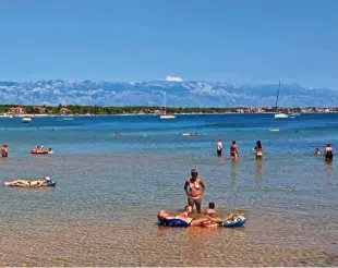  ?? Foto Voranc Vogel ?? Otok Vir je še posebej priljublje­n med hrvaškimi turisti, kažejo septembrsk­i podatki.