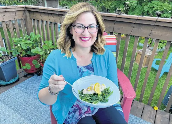  ?? DEBRA KEARSEY PHOTO ?? A simple, delicious cod recipe for your summer menu.