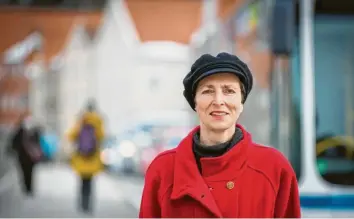  ?? Foto: Julian Leitenstor­fer ?? Neu‰Stadträtin Ulrike Gömmer möchte sich als Verkehrsre­ferentin vor allem für die Interessen der Radfahrer einsetzen.