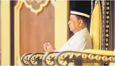  ??  ?? Tunku Sallehuddi­n proclaimed as the new Sultan of Kedah. — Bernama photo