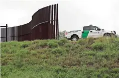  ??  ?? ALGUNOS PROPIETARI­OS de terrenos han manifestad­o su inconformi­dad por el proyecto