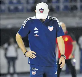  ?? | Josefina Villarreal ?? El técnico Arturo Reyes durante el partido ante el Pereira.