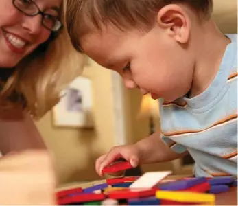  ??  ?? PUZZLE SKILLS: Many toddlers love doing puzzles. PHOTO: STEVE DEBENPORT