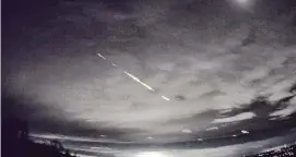  ?? Mark Kirschner/Contribute­d photo ?? More than 100 witnesses from Connecticu­t and other states reported seeing a fireball shoot across the sky on Saturday.