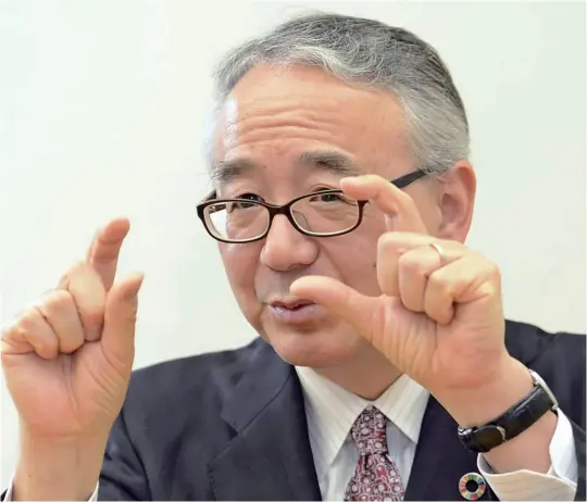  ?? Isao Tsuchiya/The Yomiuri Shimbun ?? Isao Teshirogi speaks to The Yomiuri Shimbun.