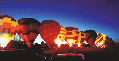  ?? COURTESY OF TODD KERSTIN ?? Arroyo del Oso Golf Course is hosting the 34th annual Christmas Eve Balloon Glow from 4:45-6:15 p.m. Sunday, Dec. 24.