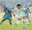  ?? BackpagePi­x | ?? KERMIT Erasmus of Orlando Pirates is challenged by Ben Motshwari of AmaZulu, who are looking to flip the script at
Moses Mabhida Stadium this afternoon.