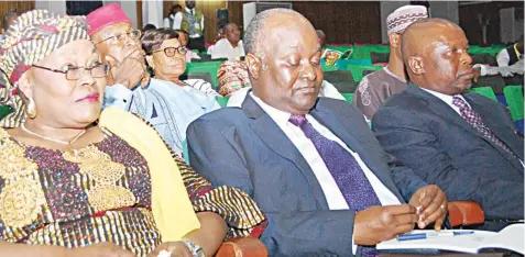  ?? PHOTO: NAJEEM RAHEEM ?? Rector, Yaba College of Technology, Dr. Kudirat Ladipo (left), former Deputy Governor, Central Bank of Nigeria (CBN), Tunde Lemo, and Chairman, Governing Council, Yaba College of Technology, Lateeef Fagbemi, at the institute’s Alumni Associatio­n...