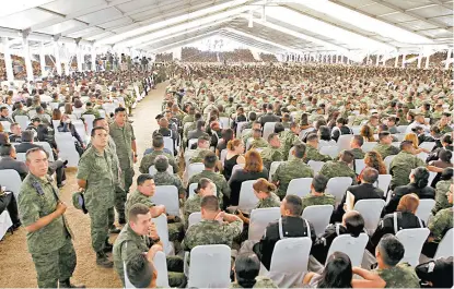  ??  ?? El encuentro se llevó a cabo en el Campo Militar Número Uno, en Naucalpan.