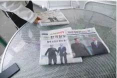 ??  ?? Newspapers with front page stories about the inter-korean summit between North Korea’s Kim Jong Un and South Korean President Moon Jae-in are seen in Koreatown, Los Angeles, California. — Reuters