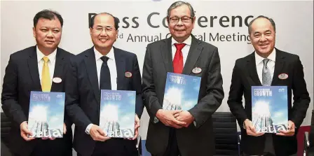  ??  ?? Meeting the media: (from left) SP Setia executive vice-president and CFO Choy Kah Yew, Khor, chairman Tan Sri Wan Mohd Zahid Mohd Noordin and deputy president and COO Datuk Wong Tuck Wai at a press conference after the AGM.