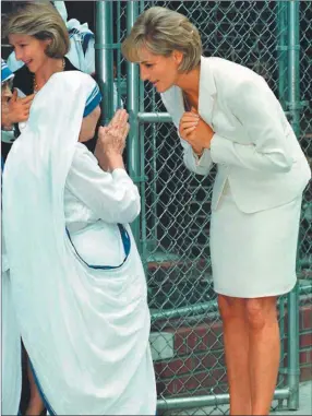  ?? CEDOC PERFIL ?? MADRE TERESA. Diana implementó un “principado no gubernamen­tal”.