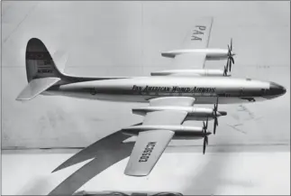  ?? REPUBLIC ?? Le RC-2, quadrimote­ur de 46 passagers. Il intéressa brièvement la Pan Am.