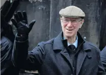  ?? PHOTO: REUTERS ?? Farewellin­g a friend . . . Jack Charlton arrives for the funeral of former teammate Gordon Banks last year.