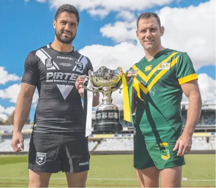  ?? Picture: AAP IMAGE ?? Kiwis captain Jesse Bromwich (left) and Kangaroos counterpar­t Cameron Smith ahead of tonight’s Test.