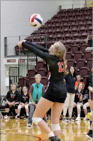  ?? Special to the Eagle Observer/MARK ROSS ?? Gravette freshman Piper Batie digs a ball during a match against Siloam Springs on Thursday, Aug. 25, at Panther Activity Center at Siloam Springs High School. Gravette defeated Siloam Springs, 3-0.