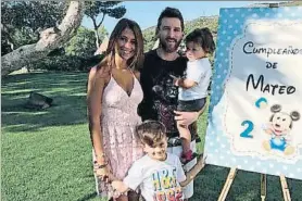  ?? FOTOS: INSTAGRAM ?? Messi, protagonis­ta en las redes sociales Primero por el aniversari­o de su hijo Mateo, que cumple dos años, y después por un vídeo colgado por Adidas en el que se le ve siendo un auténtico virtuoso del piano