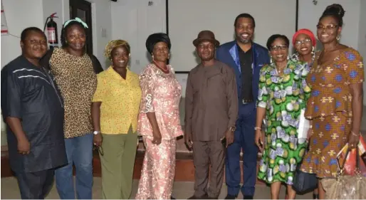  ??  ?? R-L: Ms. Oby Nweke, Princess Margaret Inam, Mrs. Chinwe Ezenwa, CEO, Le Look Nigeria Limited, Chief Eugene Nweke, Ex- President, NAGAFF, Mr. Kingsley Anaroke, Co-founder, MMS Hall of Fame, Mrs. Shola Benson-Oladeinde, former Women Leader, Peoples...