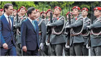 ??  ?? Koreas Premier Lee Nak-yeon betonte in Wien die Hoffnung auf Frieden, Kanzler Kurz sagte Unterstütz­ung zu