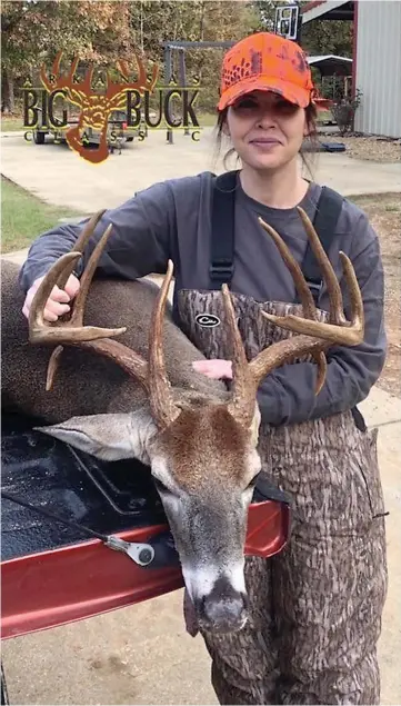  ?? Submitted photo ?? Liz Bowman, a fifth-grade teacher in Horatio, Arkansas, poses with her winning 12-point buck. Bowman entered the buck in the Arkansas Big Buck Classic and it won Big Buck of Sevier County. She also harvested a 12-foot alligator during Arkansas’ alligator-hunting season.