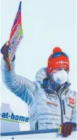  ?? FOTO: IMAGO IMAGES ?? Viel mehr als der Mann an der Fahne: Skisprung-Bundestrai­ner Stefan Horngacher.