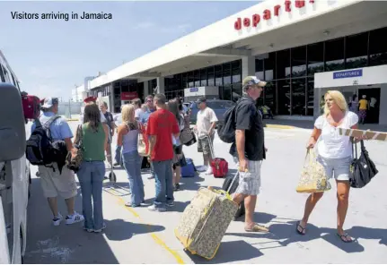  ??  ?? Visitors arriving in Jamaica