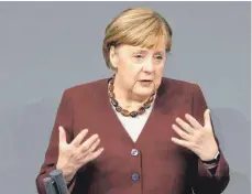  ?? FOTO: POPOW/IMAGO IMAGES ?? Bundeskanz­lerin Angela Merkel appelliert­e an die Bürger, sich an die CoronaRege­ln zu halten.