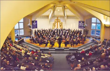  ?? Courtesy photo ?? The Yuba-sutter Symphony and Chorus perform “Messiah” in 2019.