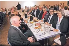  ?? RP-FOTO: GOTTFRIED EVERS ?? Geburtstag der Senioren Union mit Chgrista Thoben, rechts am Tisch, daneben CDU-MdB Stefan Rouenhoff.