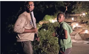  ?? FOTO: DPA ?? Shahadi Wright Joseph als Zora Wilson und Winston Duke als Gabe Wilson.